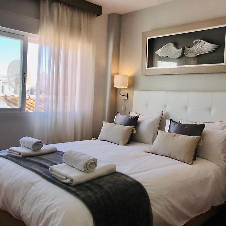 Luxury Apartament In Marina Benalmadena Luaran gambar