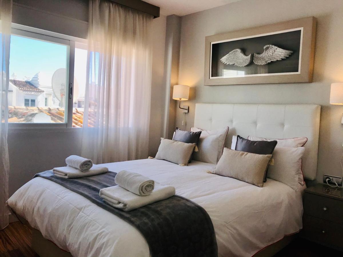 Luxury Apartament In Marina Benalmadena Luaran gambar
