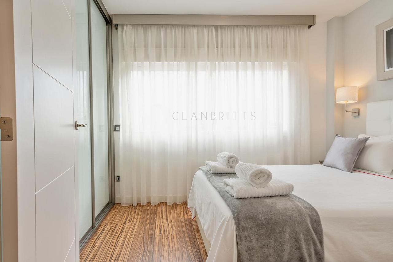 Luxury Apartament In Marina Benalmadena Luaran gambar