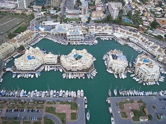 Luxury Apartament In Marina Benalmadena Luaran gambar