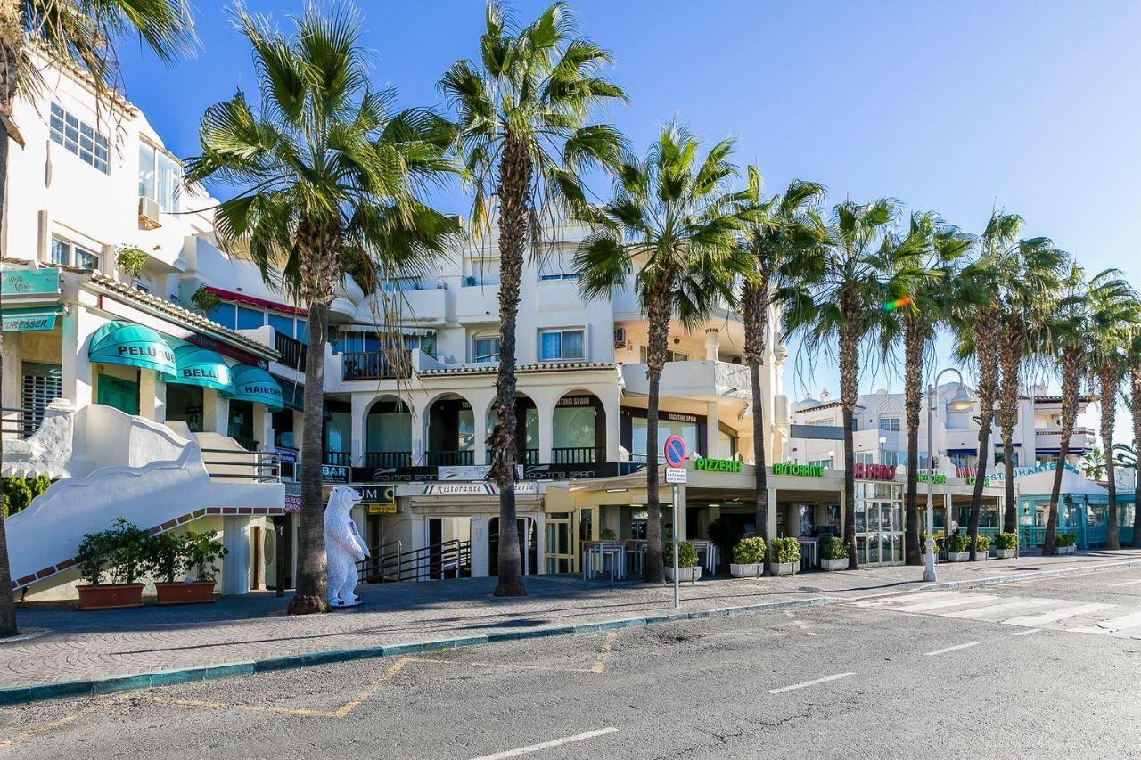 Luxury Apartament In Marina Benalmadena Luaran gambar