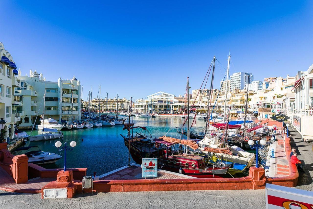 Luxury Apartament In Marina Benalmadena Luaran gambar