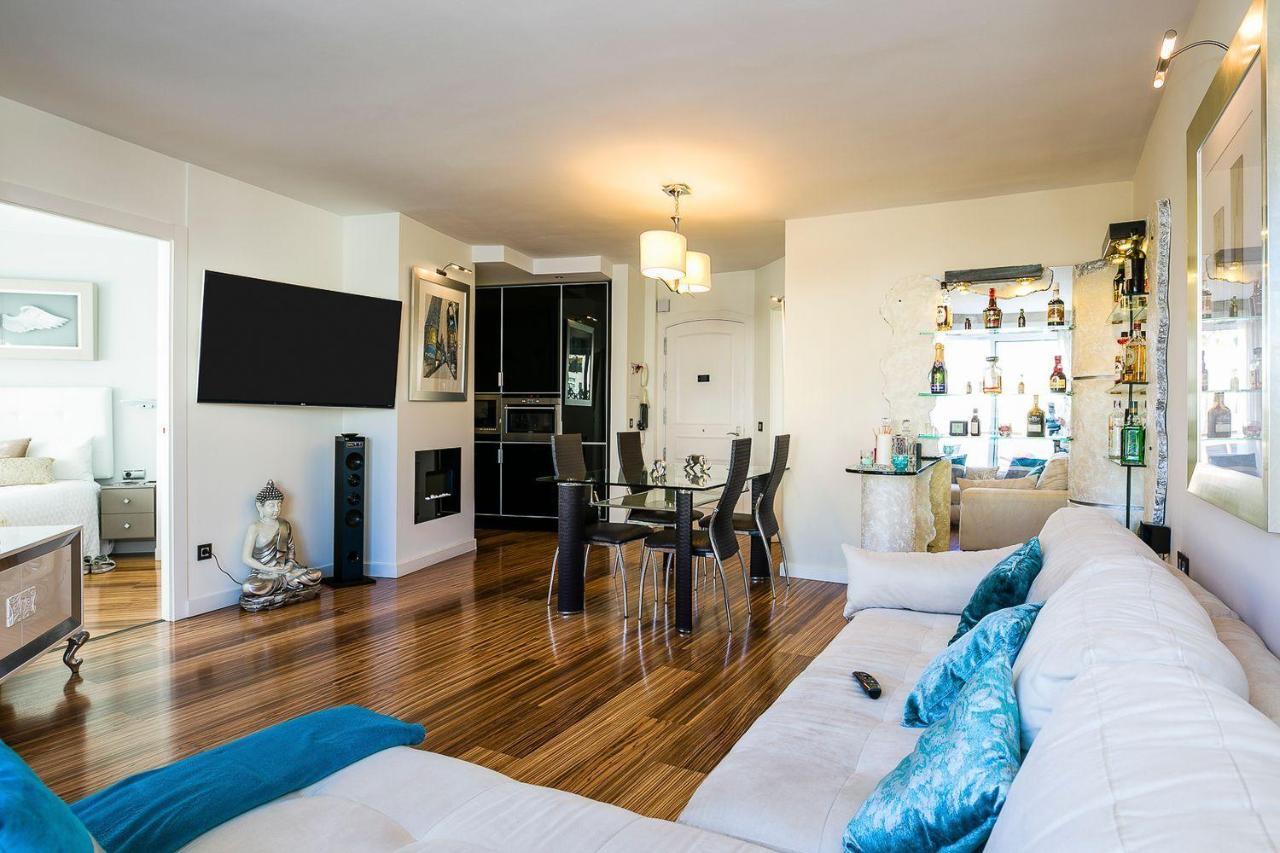 Luxury Apartament In Marina Benalmadena Luaran gambar