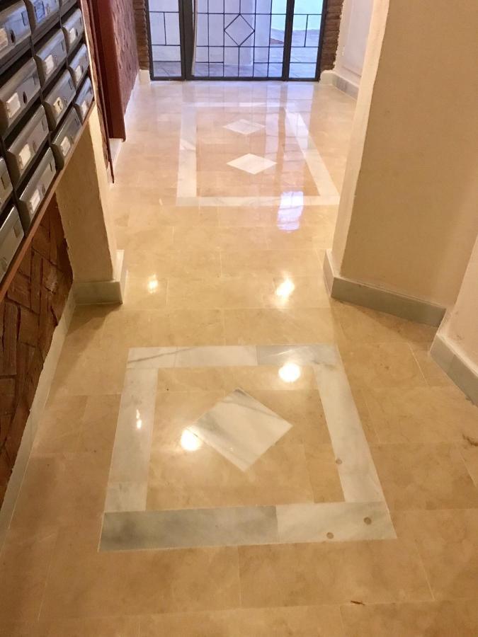 Luxury Apartament In Marina Benalmadena Luaran gambar